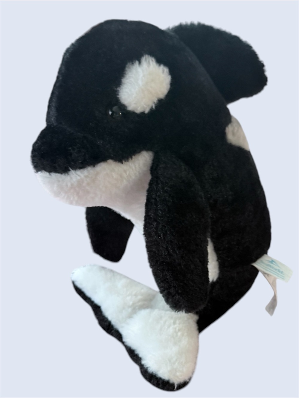 SeaWorld Shamu 12-inch medium orca plush